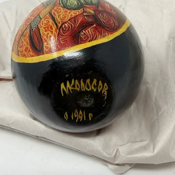 Russian Orthodox Icon Wooden Eggs Hand Painted Virgin Mary St George Signed 1991 - Picture 10 of 15